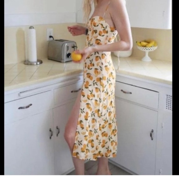 Reformation Juliette dress (2) - Picture 3 of 3